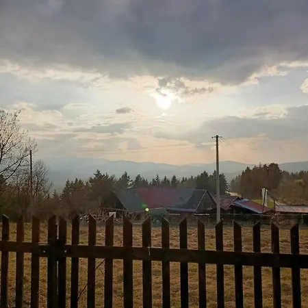 Chalet Ludwikowka Pod Luboniem, Stu-letni W Gorach