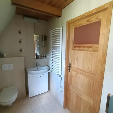 Ludwikowka Pod Luboniem, Stu-letni W Gorach
