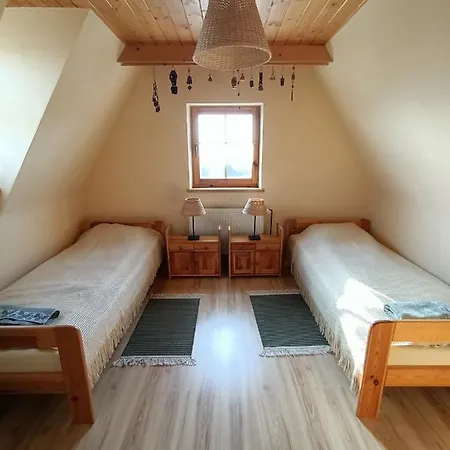 Alpehytte Ludwikowka Pod Luboniem, Stu-letni W Gorach