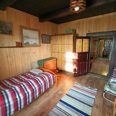 Ludwikowka Pod Luboniem, Stu-letni W Gorach * Naprawa
