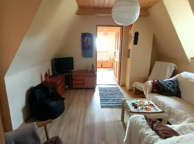 شاليه Ludwikowka Pod Luboniem, Stu-letni W Gorach