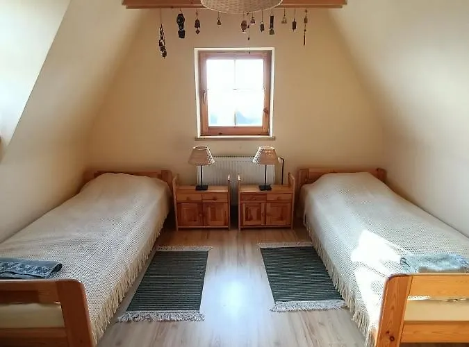 شاليه Ludwikowka Pod Luboniem, Stu-letni W Gorach